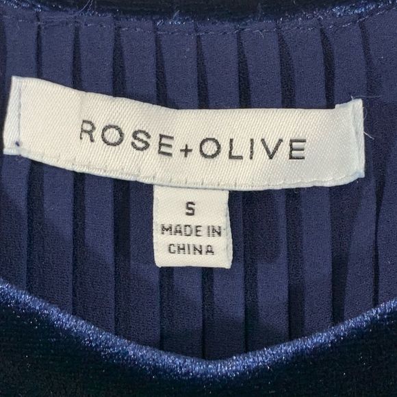 Rose+Olive Velvet Spaghetti Strap Top Deep Blue Pleated Detail Size Small - Picture 2 of 11